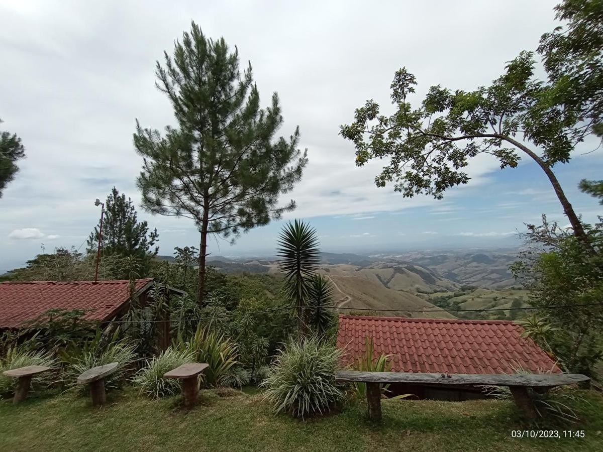 Cabanas Don Camilo Albergue De Montana Cabecera de Canas Exterior foto