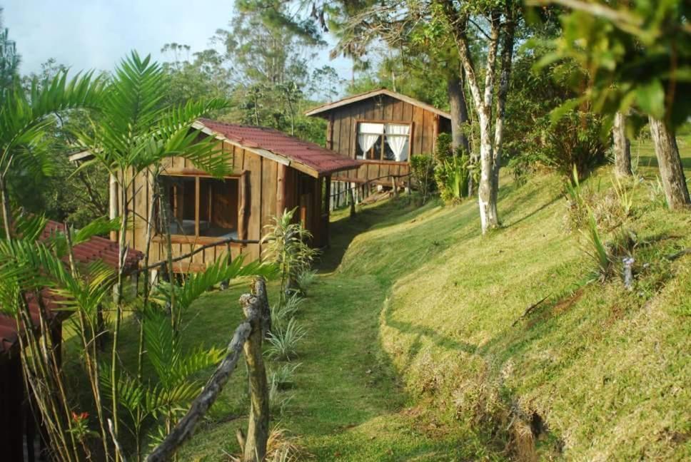 Cabanas Don Camilo Albergue De Montana Cabecera de Canas Exterior foto